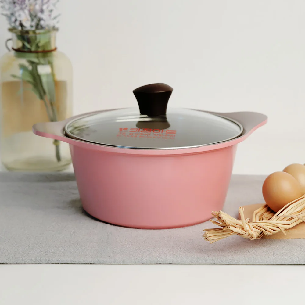 Набор керамических кастрюль - в использовании